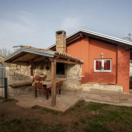 Сasa de vacaciones Casa Terren Grande *